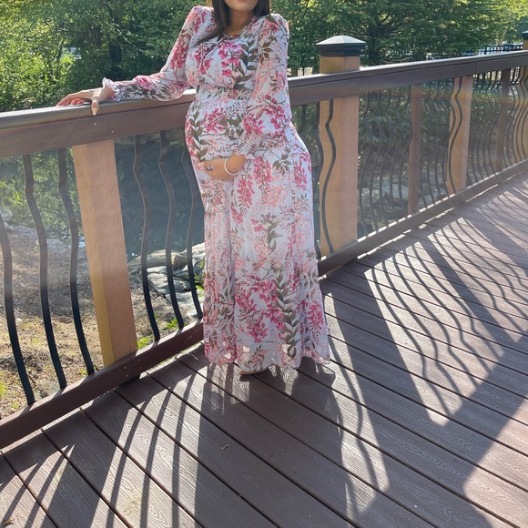 Dress - Picture 2 of 2